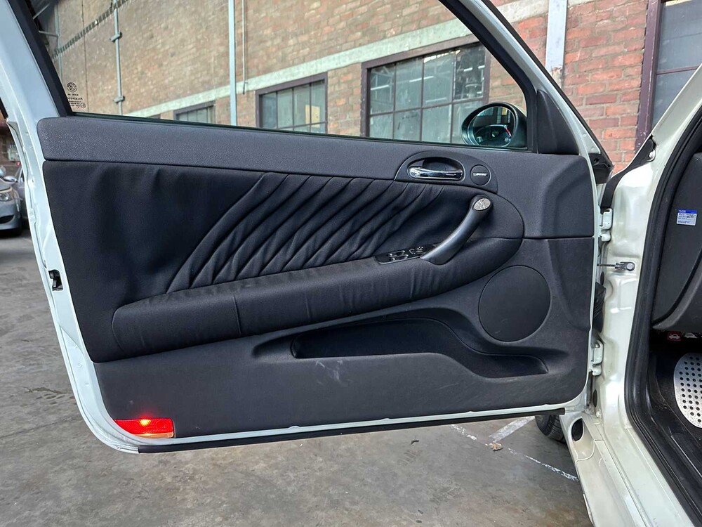 Alfa Romeo 147 GTA 3.2 V6 250pk 2005 -Youngtimer-