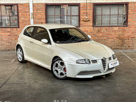 Alfa Romeo 147 GTA 3.2 V6 250pk 2005 -Youngtimer-
