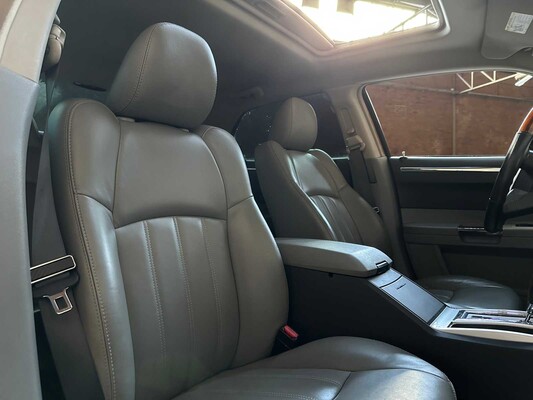 Chrysler 300C HEMI 5.7 V8 340pk 2005 -Youngtimer-