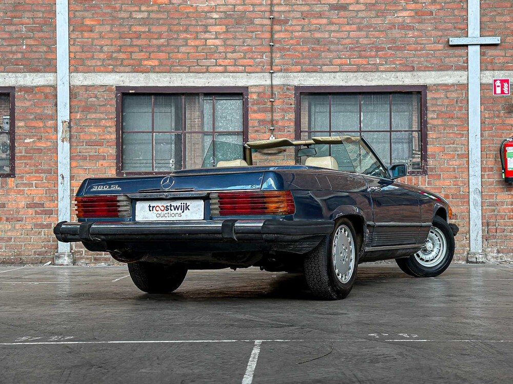 Mercedes-Benz 380 SL V8 1980