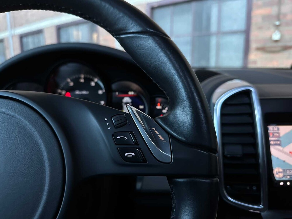 Porsche Cayenne Turbo 4.8 V8 493pk 2010