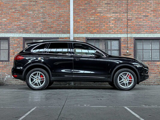 Porsche Cayenne Turbo 4.8 V8 493pk 2010