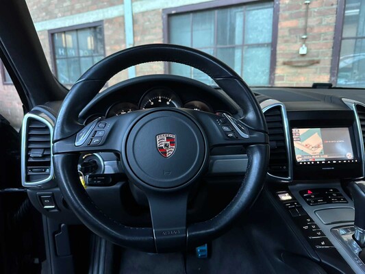 Porsche Cayenne Turbo 4.8 V8 493pk 2010