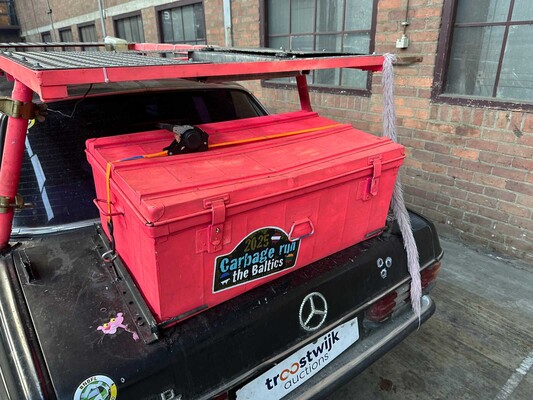 Mercedes-Benz 240 Lang -Carbage Run- 128pk 1983, KH-94-RV