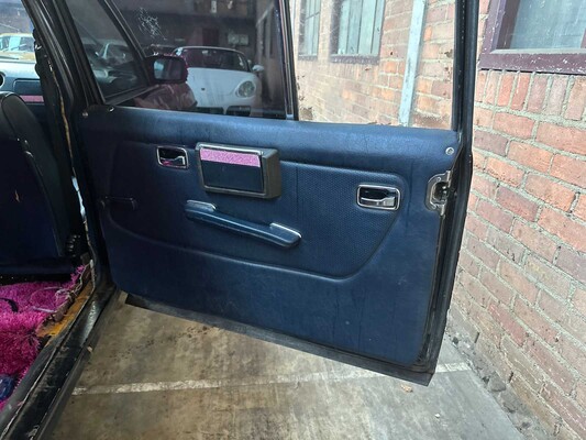 Mercedes-Benz 240 Lang -Carbage Run- 128pk 1983, KH-94-RV