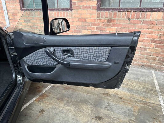 BMW Z3 Roadster Facelift 1.9i 118pk 2001, 64-GR-JN