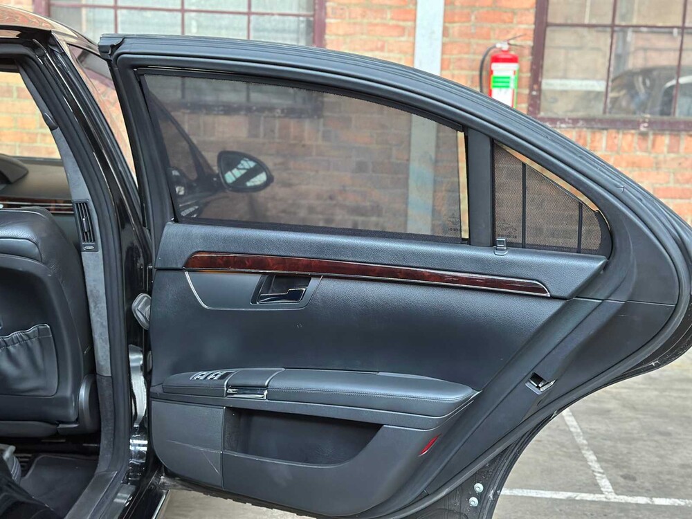 Mercedes S63 AMG 6.2 V8 518pk 2007