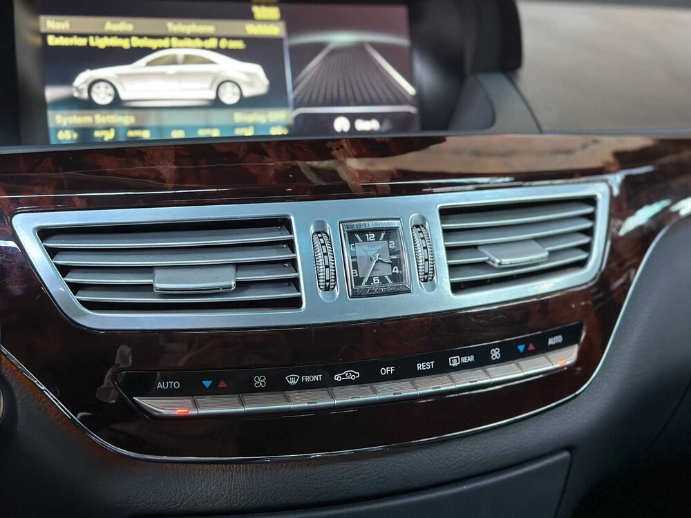 Mercedes S63 AMG 6.2 V8 518pk 2007