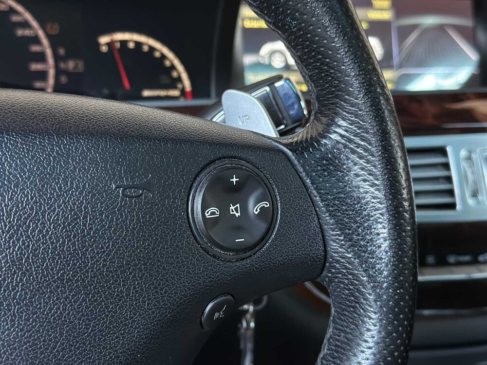 Mercedes S63 AMG 6.2 V8 518pk 2007