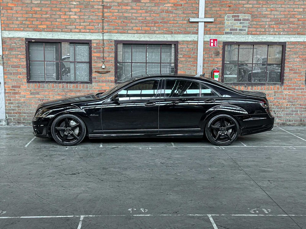 Mercedes S63 AMG 6.2 V8 518pk 2007