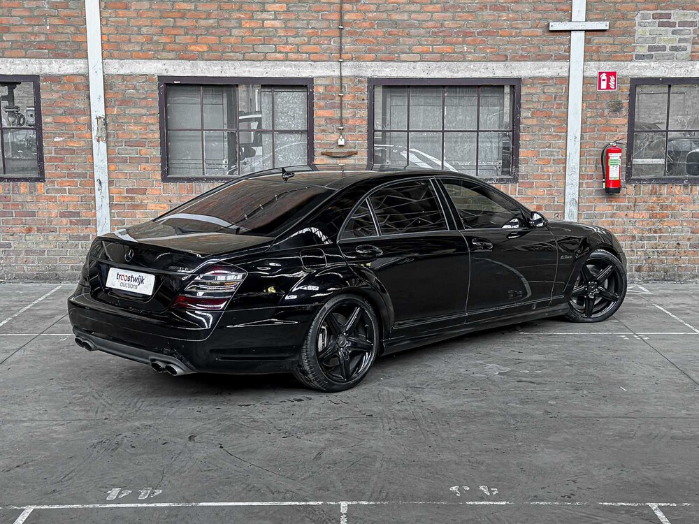Mercedes S63 AMG 6.2 V8 518pk 2007