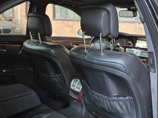 Mercedes S63 AMG 6.2 V8 518pk 2007