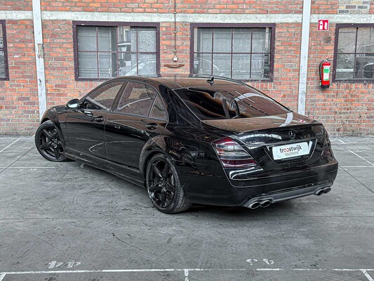 Mercedes S63 AMG 6.2 V8 518pk 2007