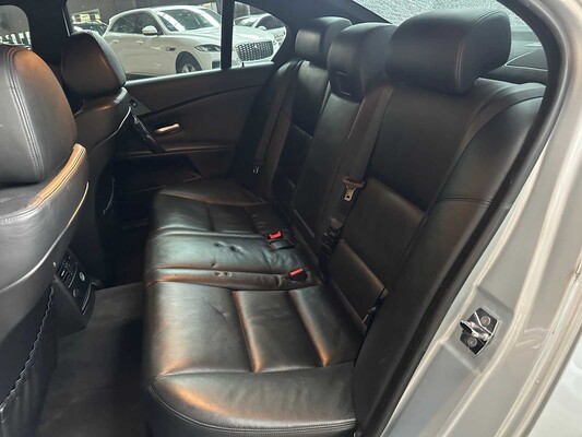 BMW M5 5.0 V10 500pk 2006 5-Serie