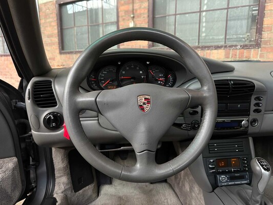 Porsche 911 996 Carrera Coupe 3.4 Handgeschakeld 300pk 2000 -Youngtimer-