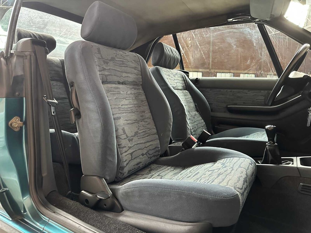 Peugeot 306 Cabriolet 1.8 101pk 1995, LJ-RF-72