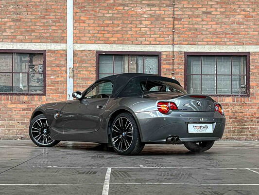 BMW Z4 Roadster 3.0i S 231pk 2004 (Hardtop + Softtop), 36-NV-HZ Youngtimer
