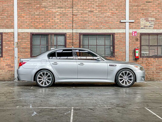 BMW M5 5.0 V10 E60 500pk 2006 5-serie Youngtimer
