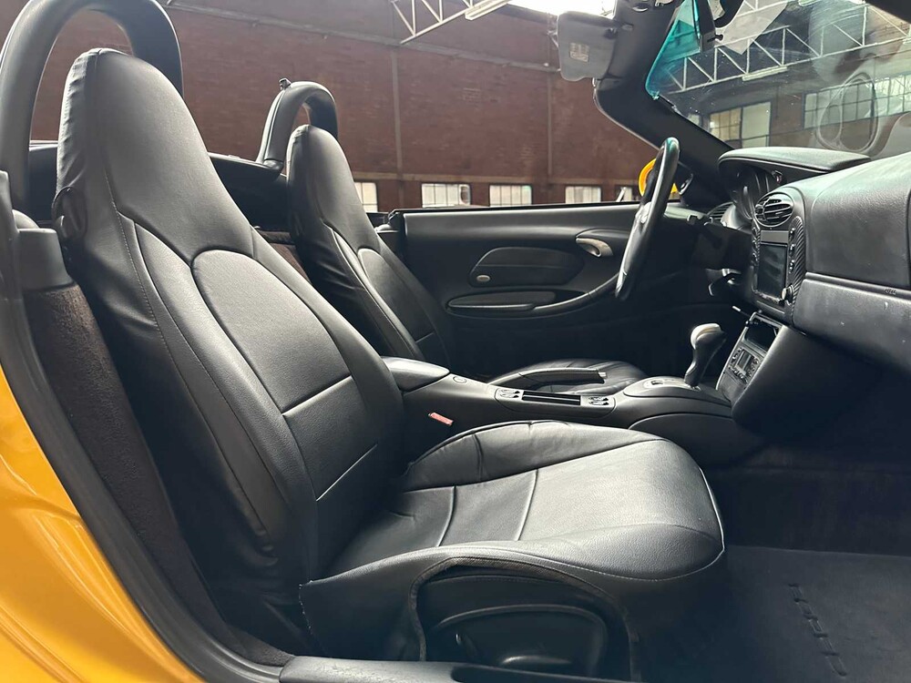 Porsche  Boxster 986 2.7 220pk 2001 (Cabriolet)