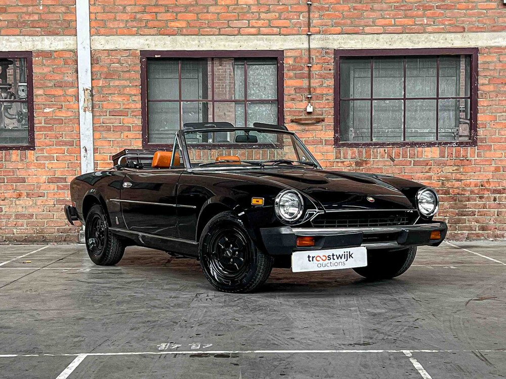 Fiat Spider 2000 H5 105pk 1981, XK-55-GG