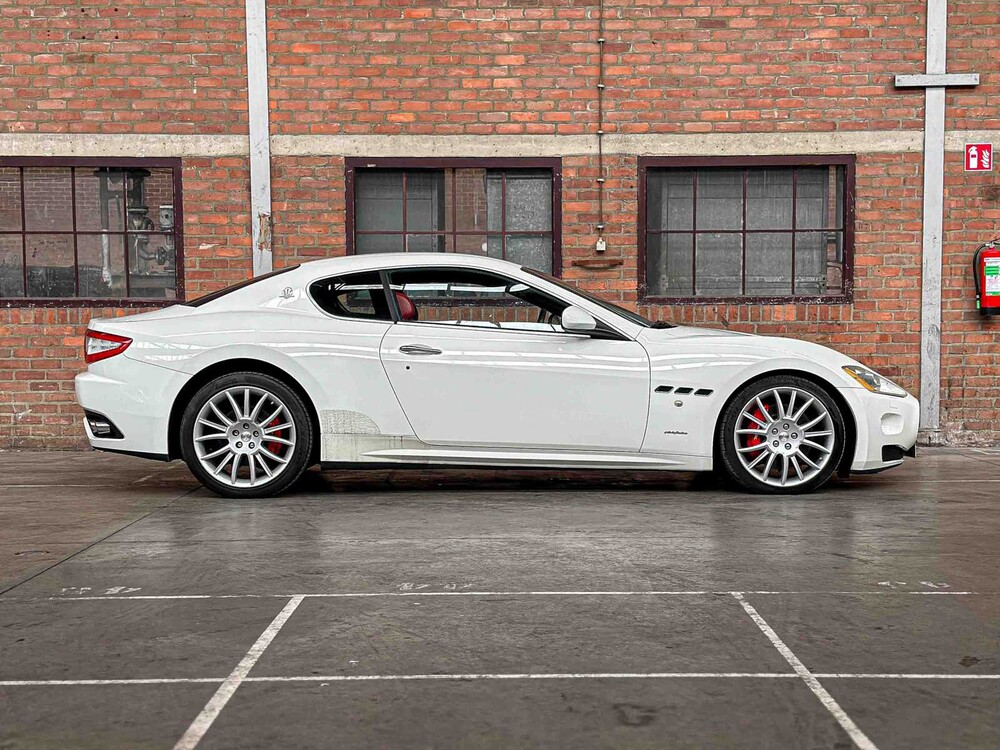 Maserati GranTurismo S 4.7 V8 440pk 2009 Youngtimer