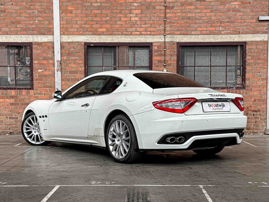 Maserati GranTurismo S 4.7 V8 440pk 2009 Youngtimer