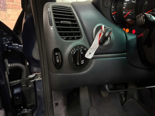 Porsche 911 3.4 Carrera Coupé 300pk 1998, 62-ZP-BG