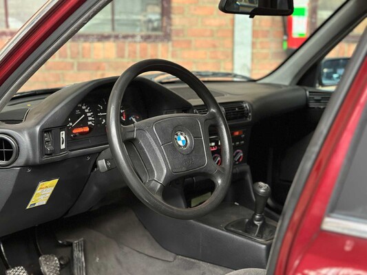 BMW 518i Touring Executive E34 116pk 1994 5-serie, JB-FJ-06 Youngtimer