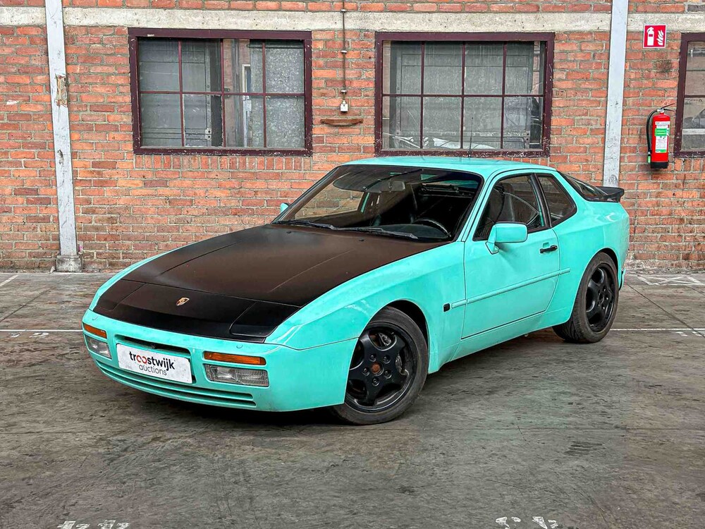 Porsche 944 Turbo 2.5 250pk 1989