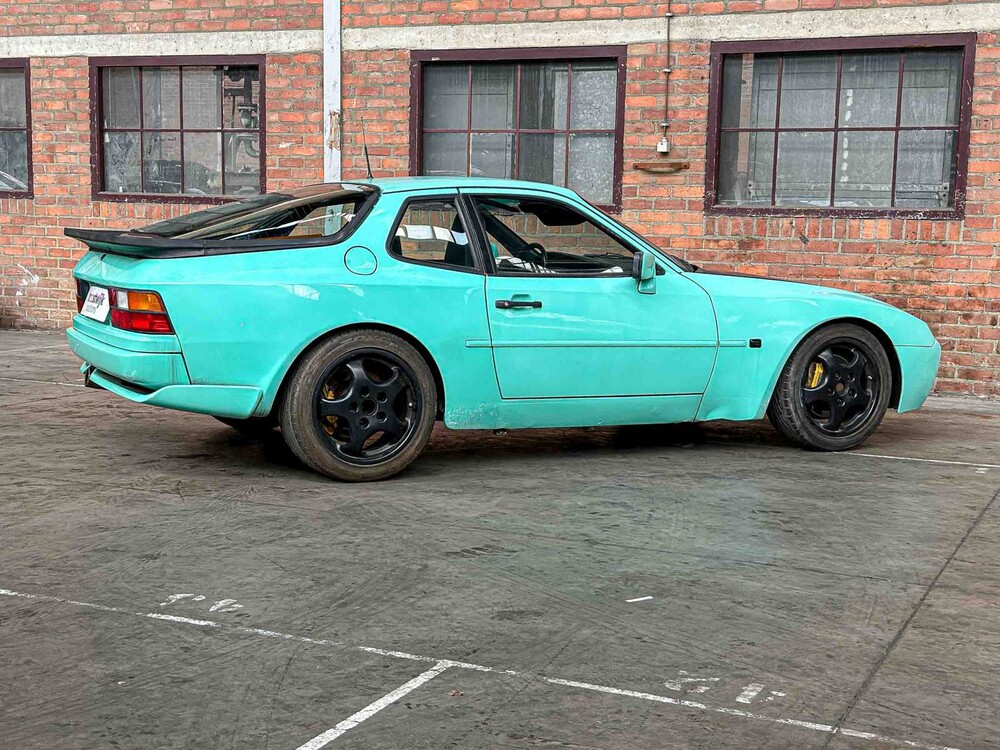 Porsche 944 Turbo 2.5 250pk 1989