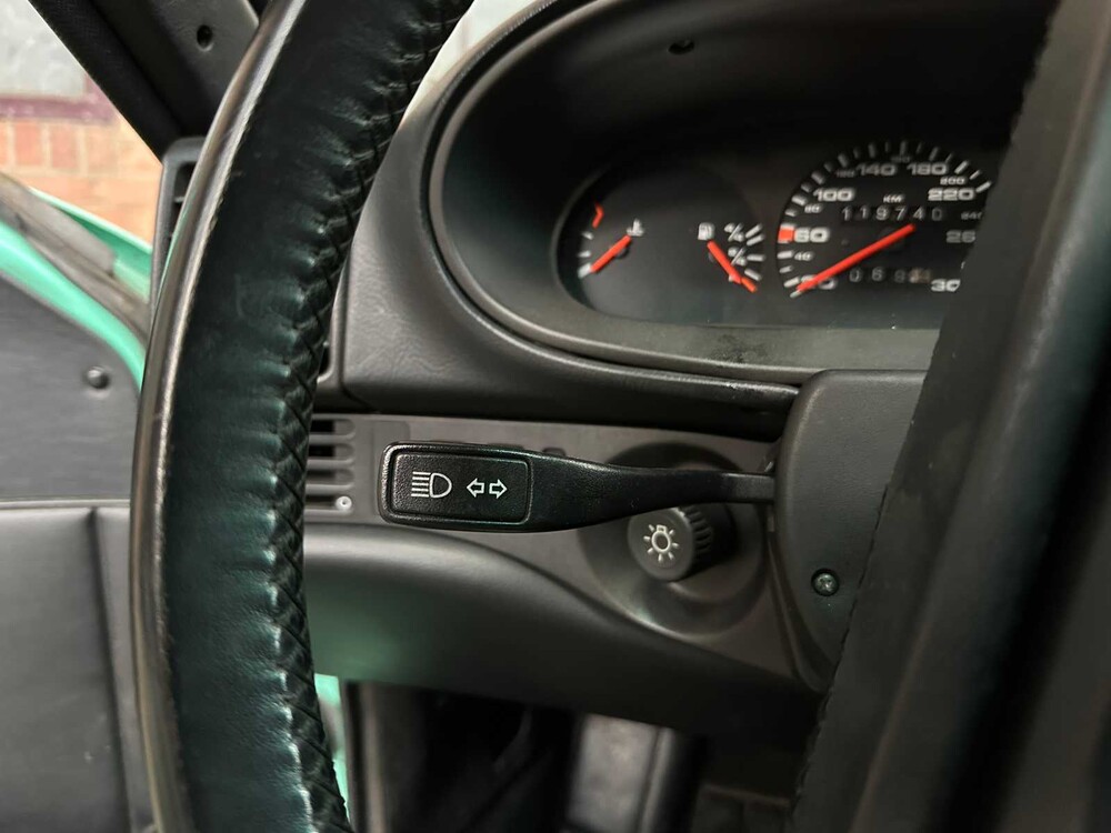 Porsche 944 Turbo 2.5 250pk 1989