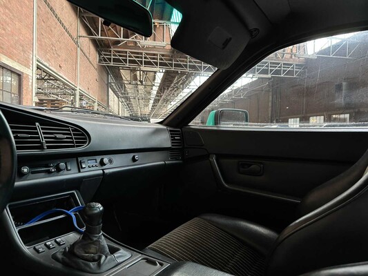 Porsche 944 Turbo 2.5 250pk 1989