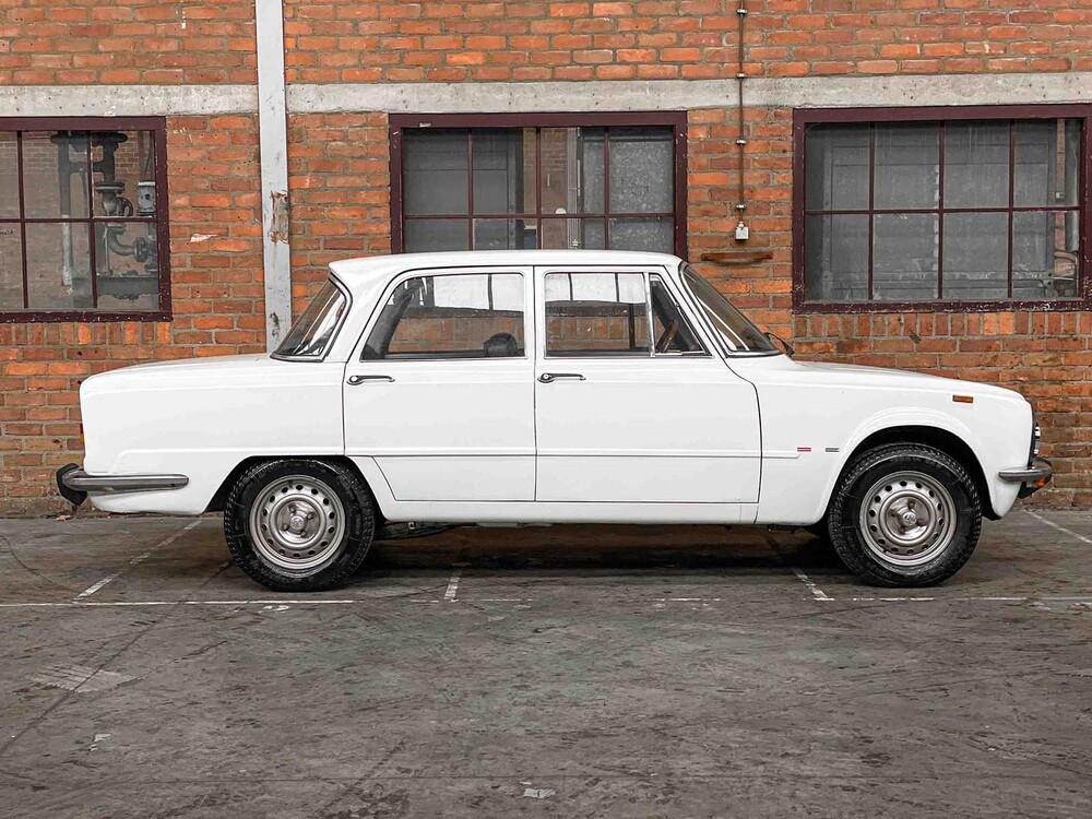 Alfa Romeo Giulia Nuova Super 1600 1.6 1979 (Origineel-NL + 3e eigenaar), HZ-05-BV