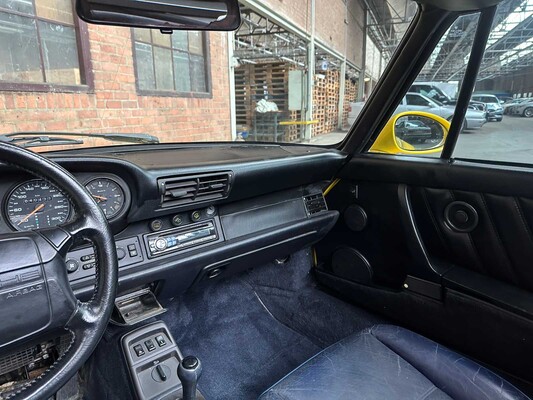 Porsche 911 964 Carrera Cabrio 250pk 1992 Youngtimer