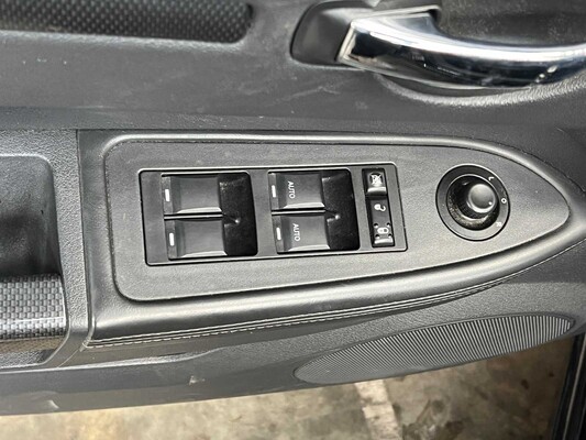 Dodge Charger SRT8 6.1 V8 425pk 2008 Youngtimer