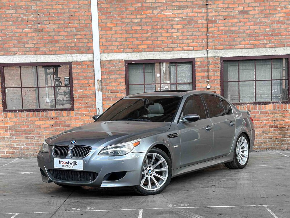 BMW M5 5.0 V10 500pk 2006 5-serie Youngtimer