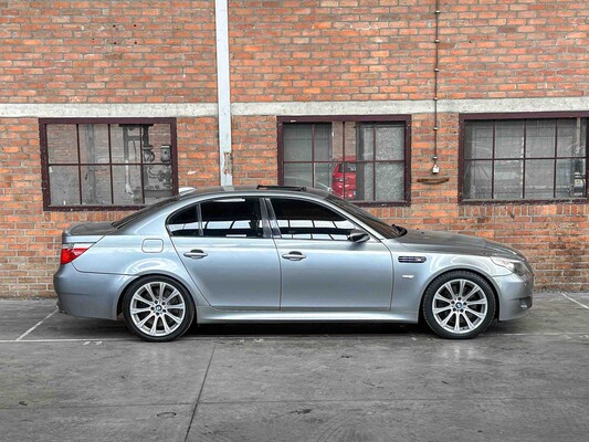 BMW M5 5.0 V10 500pk 2006 5-serie Youngtimer