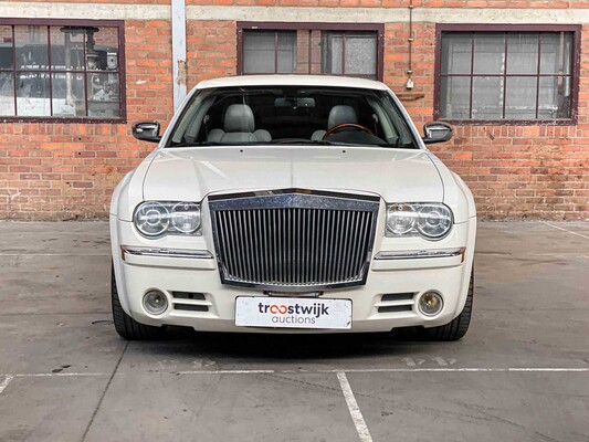 Chrysler 300C HEMI 5.7 V8 340pk 2006 Youngtimer