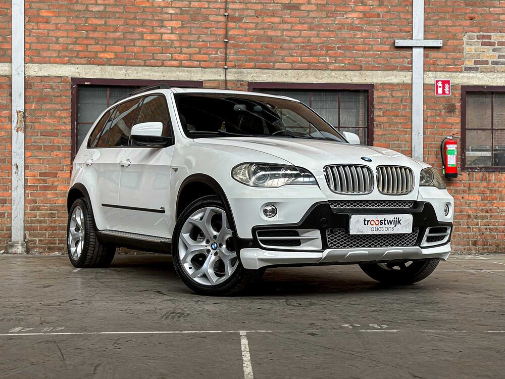 BMW X5 4.8l V8 354pk 2008