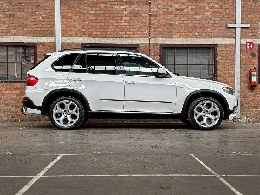 BMW X5 4.8l V8 354pk 2008