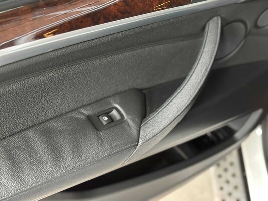 BMW X5 4.8l V8 354pk 2008