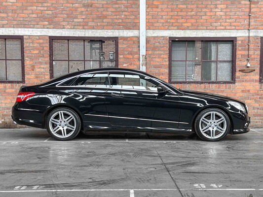 Mercedes-Benz E500 AMG coupé 5.5 V8 388pk 2009 E-klasse Youngtimer