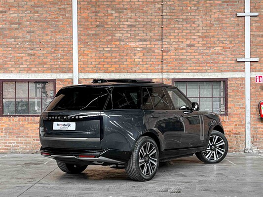 Land Rover Range Rover P460e HSE AWD 460hp 2025 -MY26- Plug-In Hybrid, HSF-72-F Manufacturer's Warranty