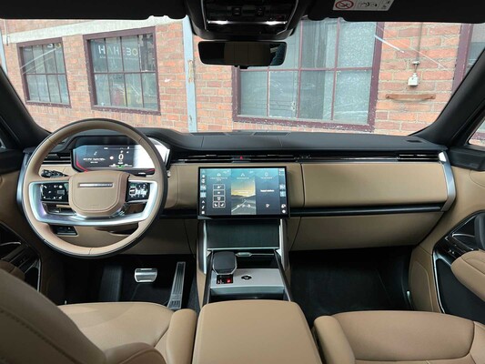 Land Rover Range Rover P460e HSE AWD 460hp 2025 -MY26- Plug-In Hybrid, HSF-72-F Manufacturer's Warranty
