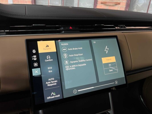 Land Rover Range Rover P460e HSE AWD 460hp 2025 -MY26- Plug-In Hybrid, HSF-72-F Manufacturer's Warranty