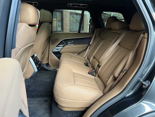 Land Rover Range Rover P460e HSE AWD 460hp 2025 -MY26- Plug-In Hybrid, HSF-72-F Manufacturer's Warranty