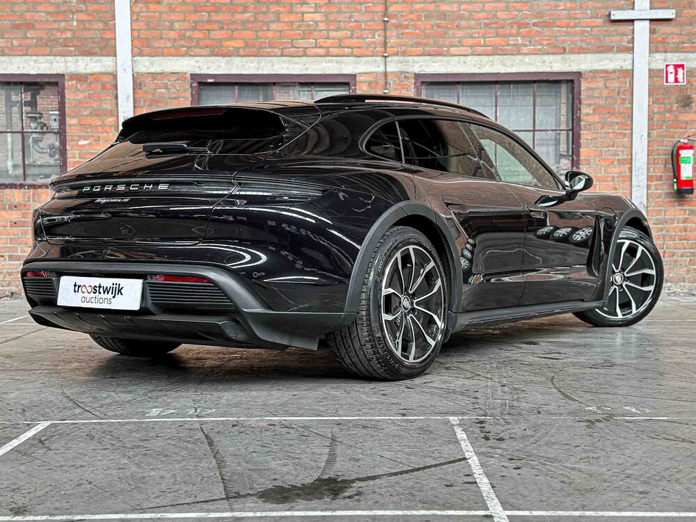 Porsche Taycan Cross Turismo 4 93 kWh Sport-Chrono 476pk 2021, P-434-JF