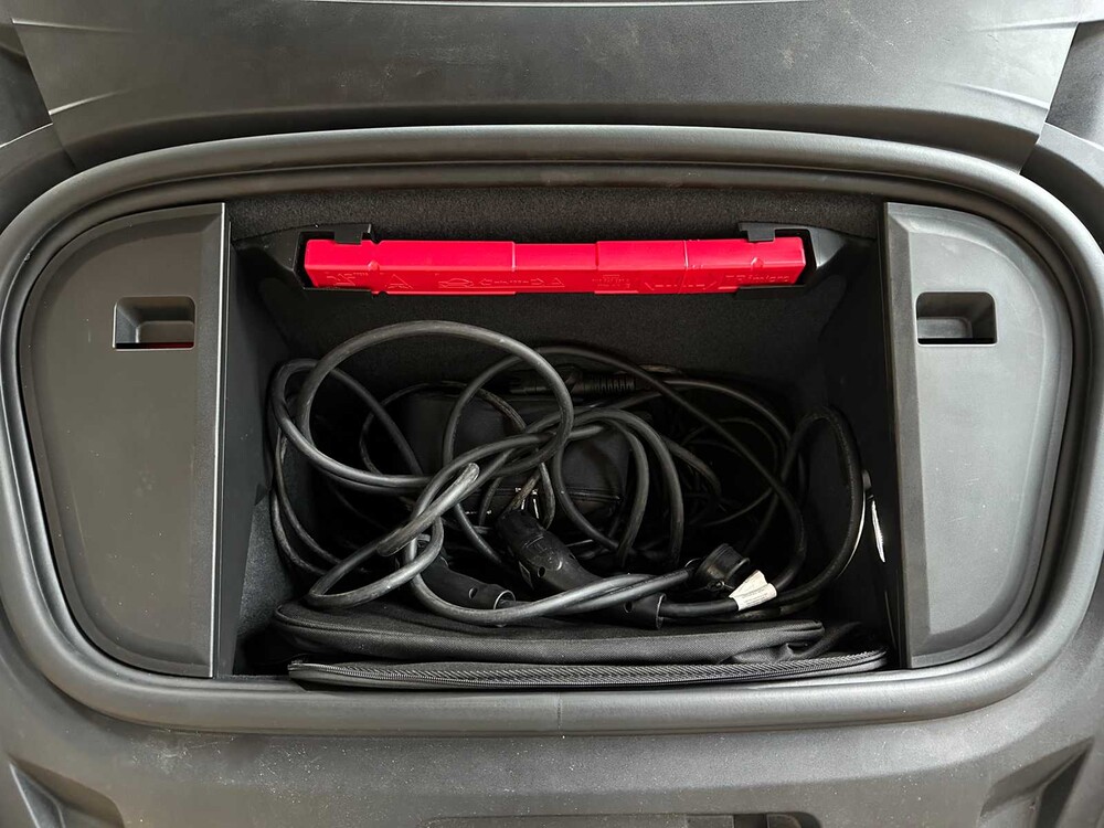 Porsche Taycan Cross Turismo 4 93 kWh Sport-Chrono 476pk 2021, P-434-JF