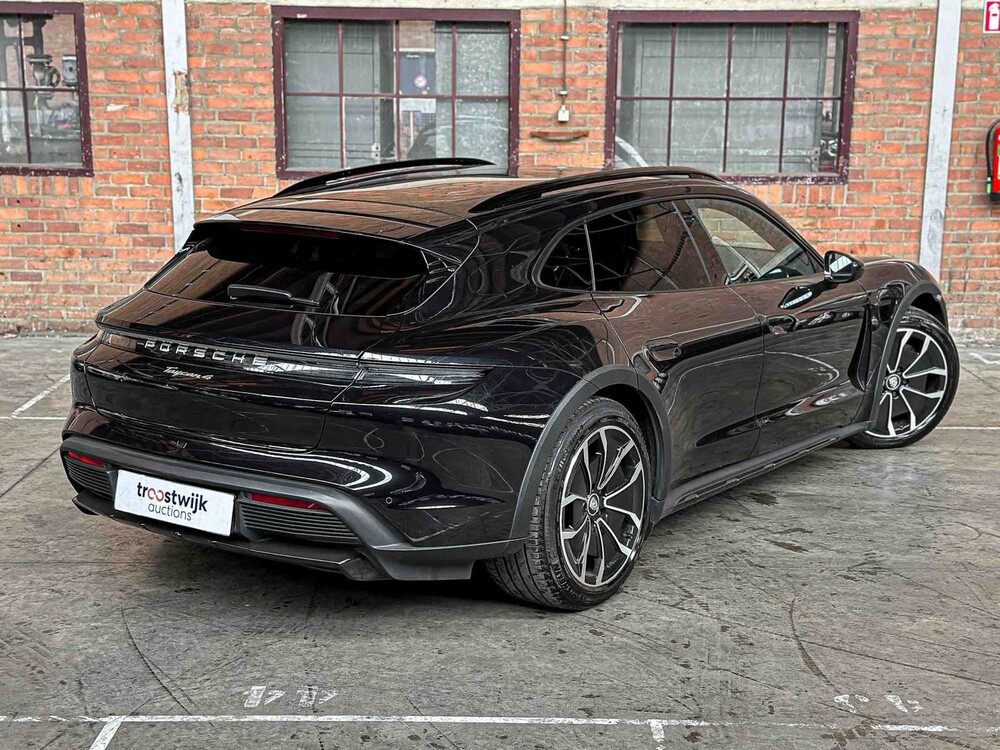 Porsche Taycan Cross Turismo 4 93 kWh Sport-Chrono 476pk 2021, P-434-JF