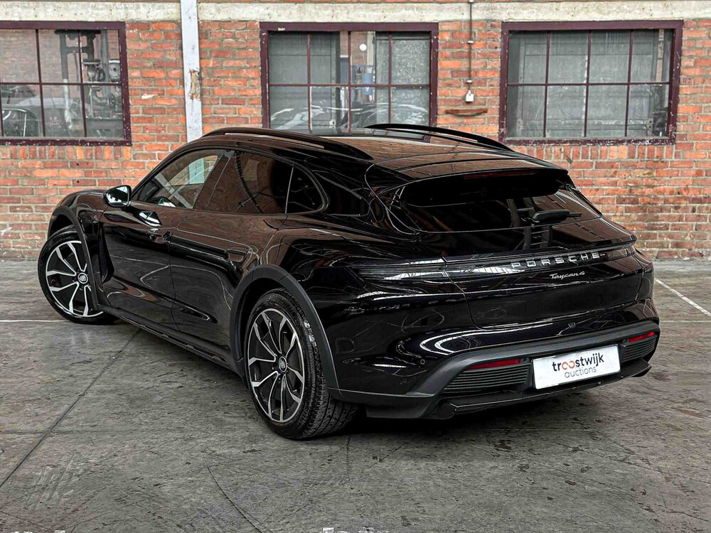 Porsche Taycan Cross Turismo 4 93 kWh Sport-Chrono 476pk 2021, P-434-JF